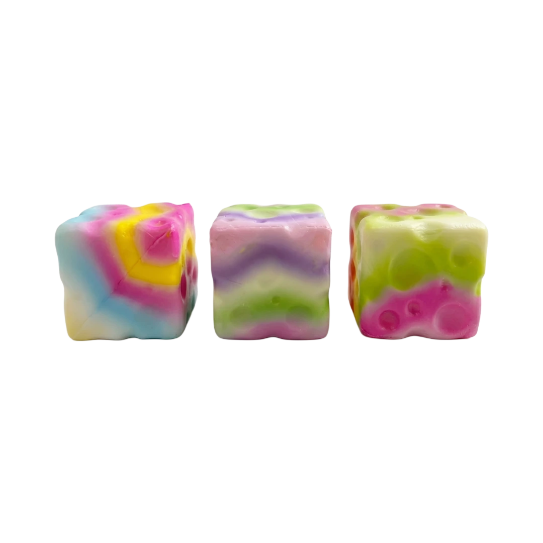 Antistresinis žaislas spalvotas sūris SQUISHY COLOR CHEESE